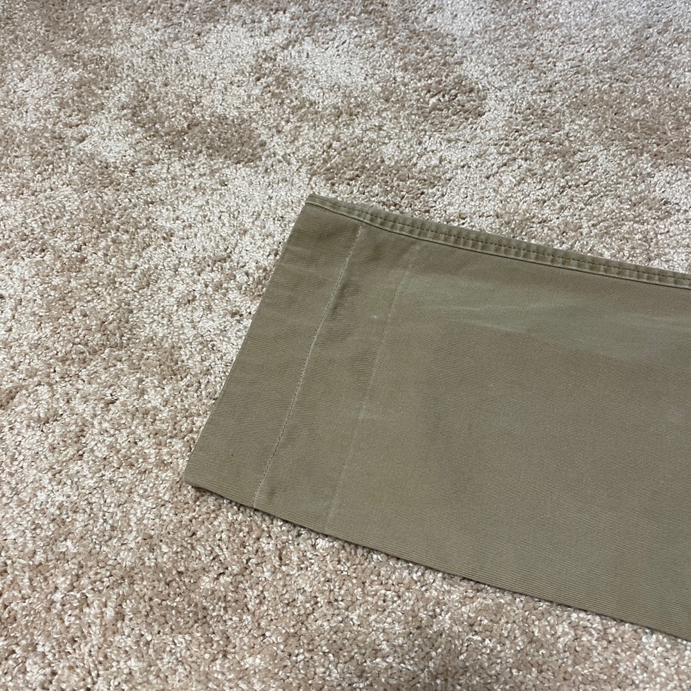 American eagle 29x30 khaki casual pants - Picture 3 of 4